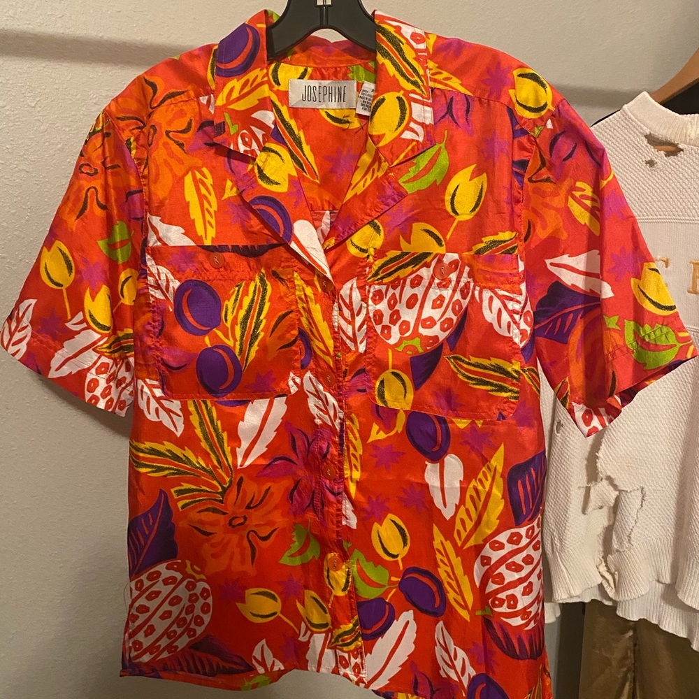 Vintage Hawaiian Button-down Shirt